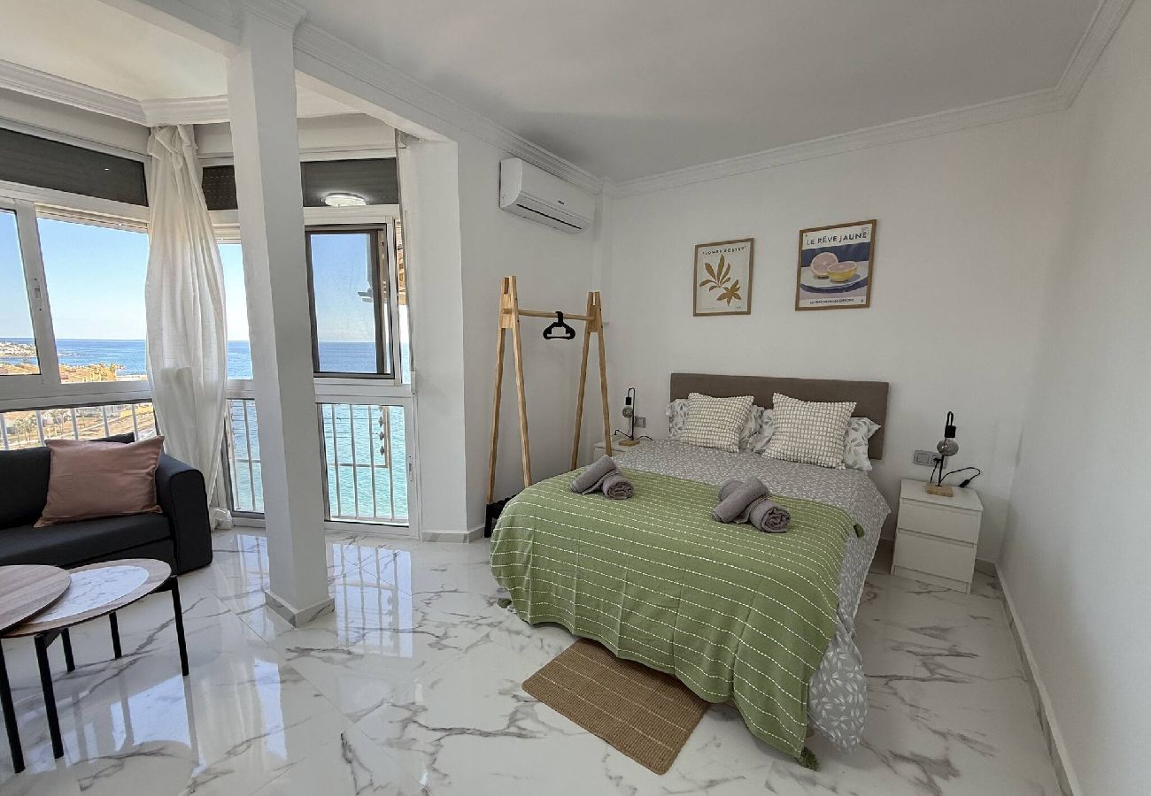 Estudio en Sitio de Calahonda - ALMIRANTE 13 5