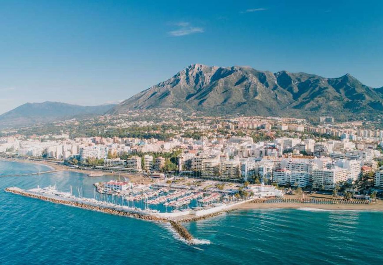 Apartamento en Marbella - RICARDO SORIANO 33 3 8