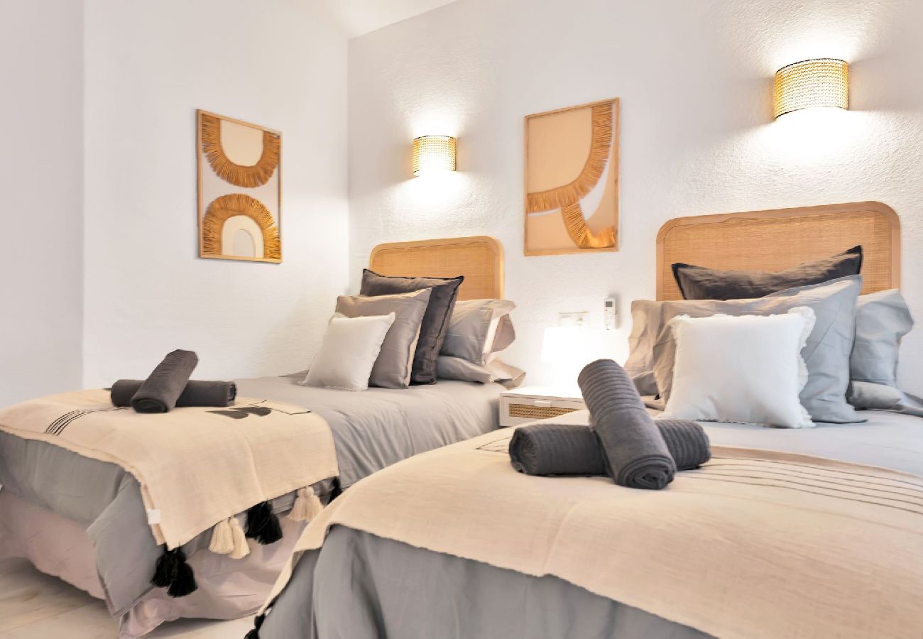 Apartamento en Mijas Costa - PUENTE 3 408