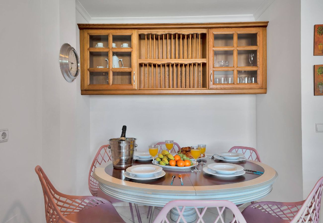Apartamento en San Pedro de Alcántara - DEL VALLE 72 1