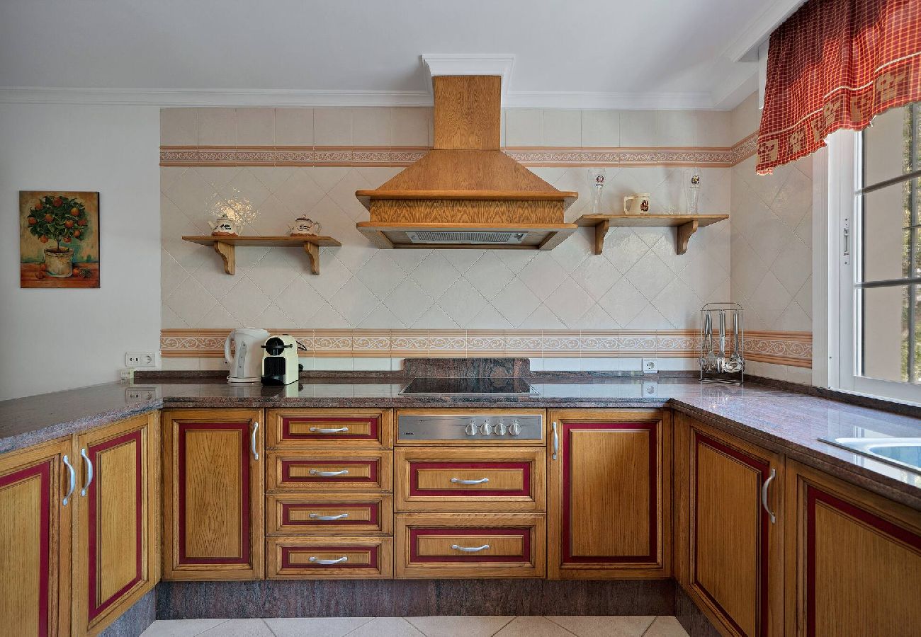 Apartamento en San Pedro de Alcántara - DEL VALLE 72 1