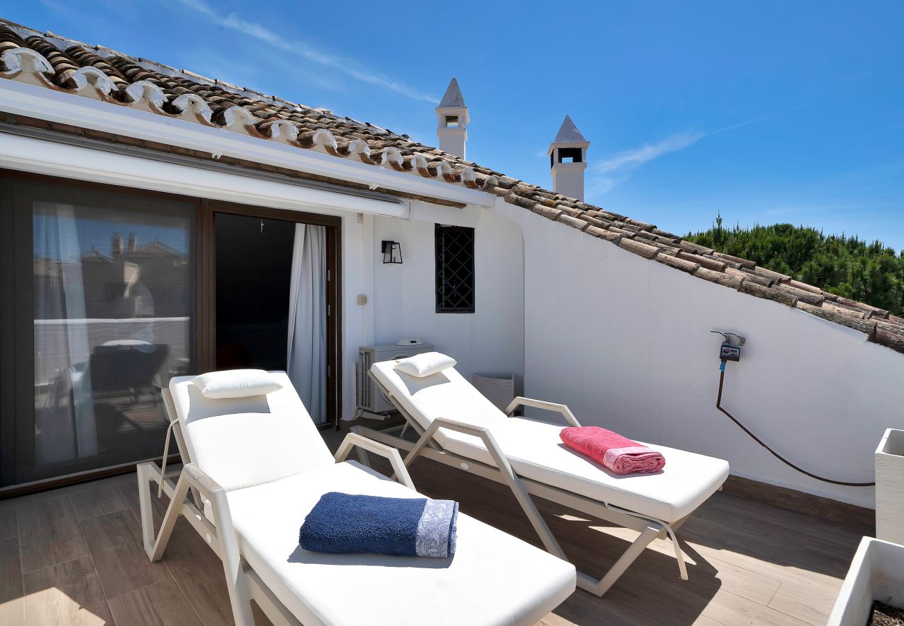 Casa adosada en Marbella - MONTEPIEDRAS 23