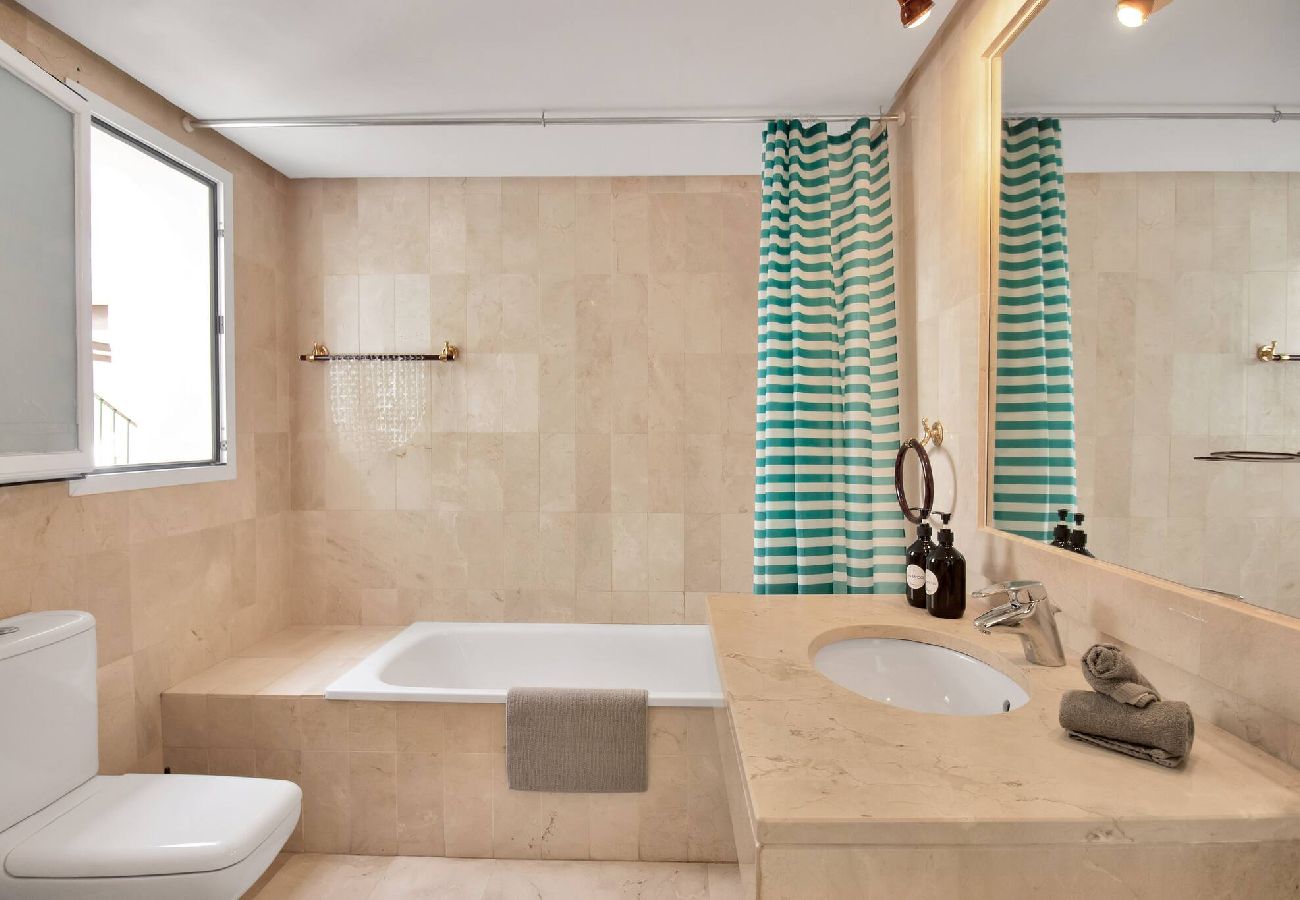 Ferienwohnung in Estepona - EL PRESIDENTE 234