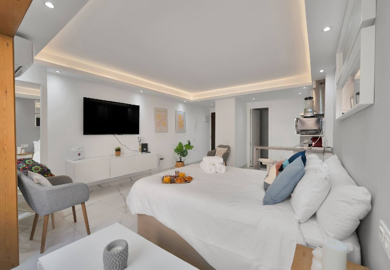 Studio in Marbella - MARINO II 111