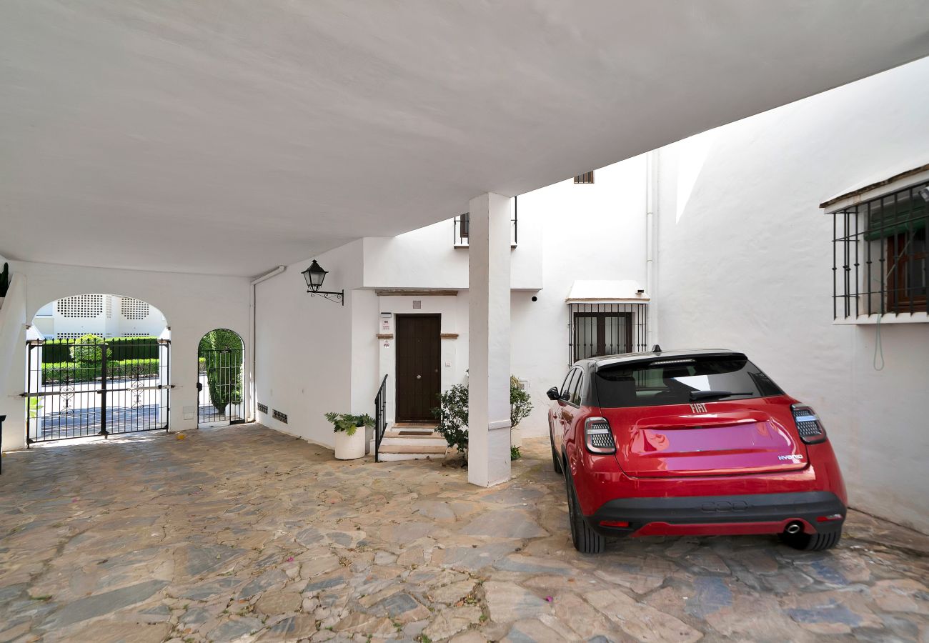 Doppelhaushälfte in Marbella - MONTEPIEDRAS 23