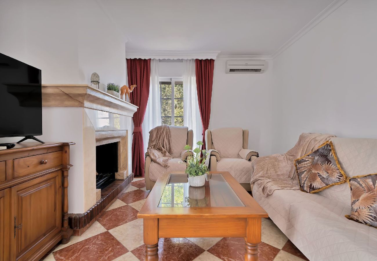 Apartment in Marbella - DEL VALLE 72 2