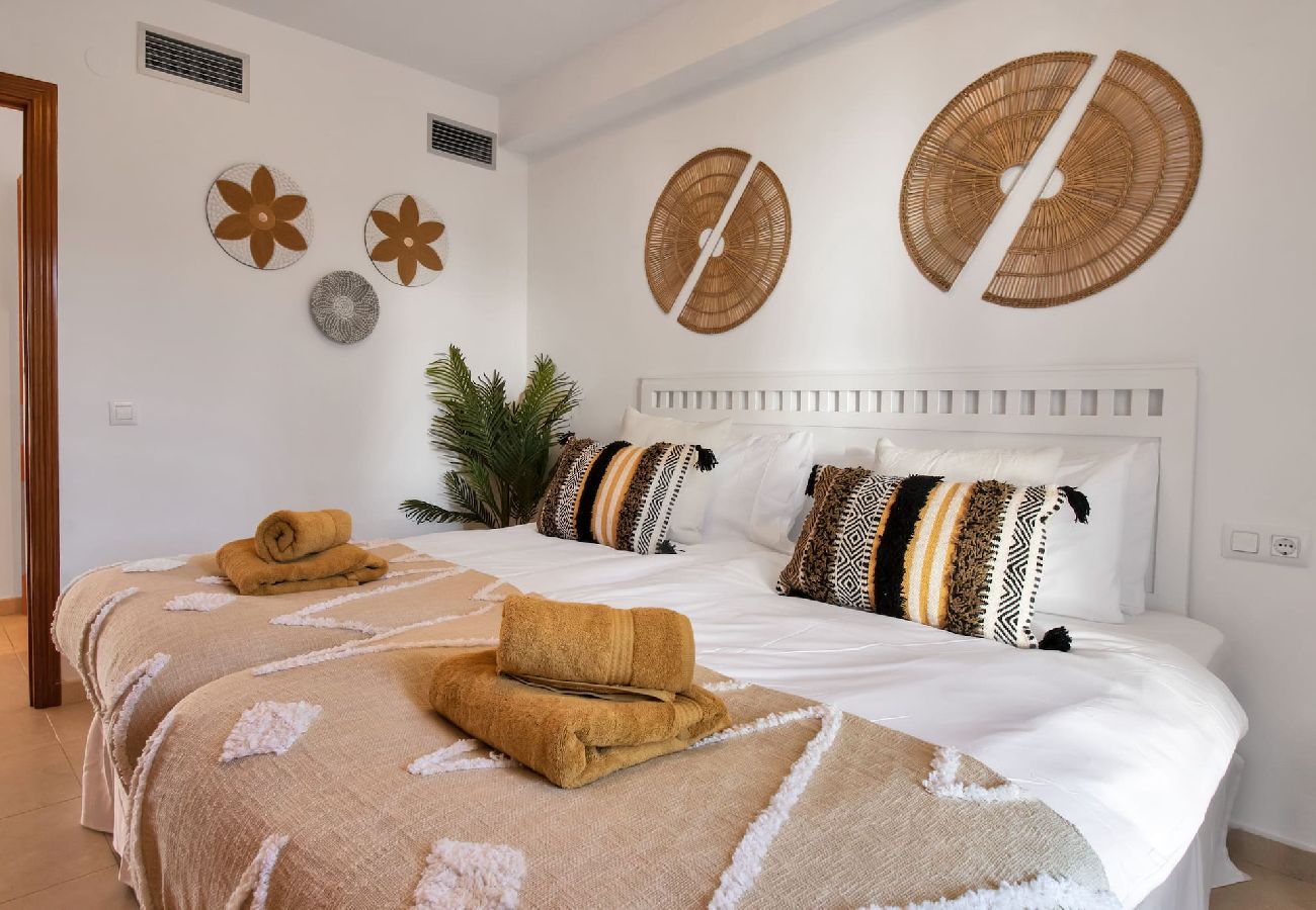 Appartement à Estepona - VISTAGOLF 25