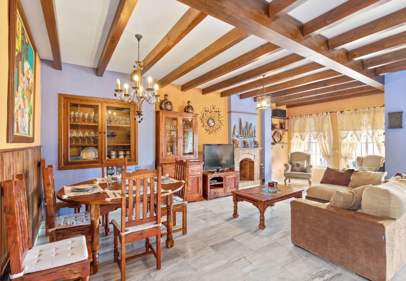 Maison à Estepona - VILLA BEL AIR CASA 10