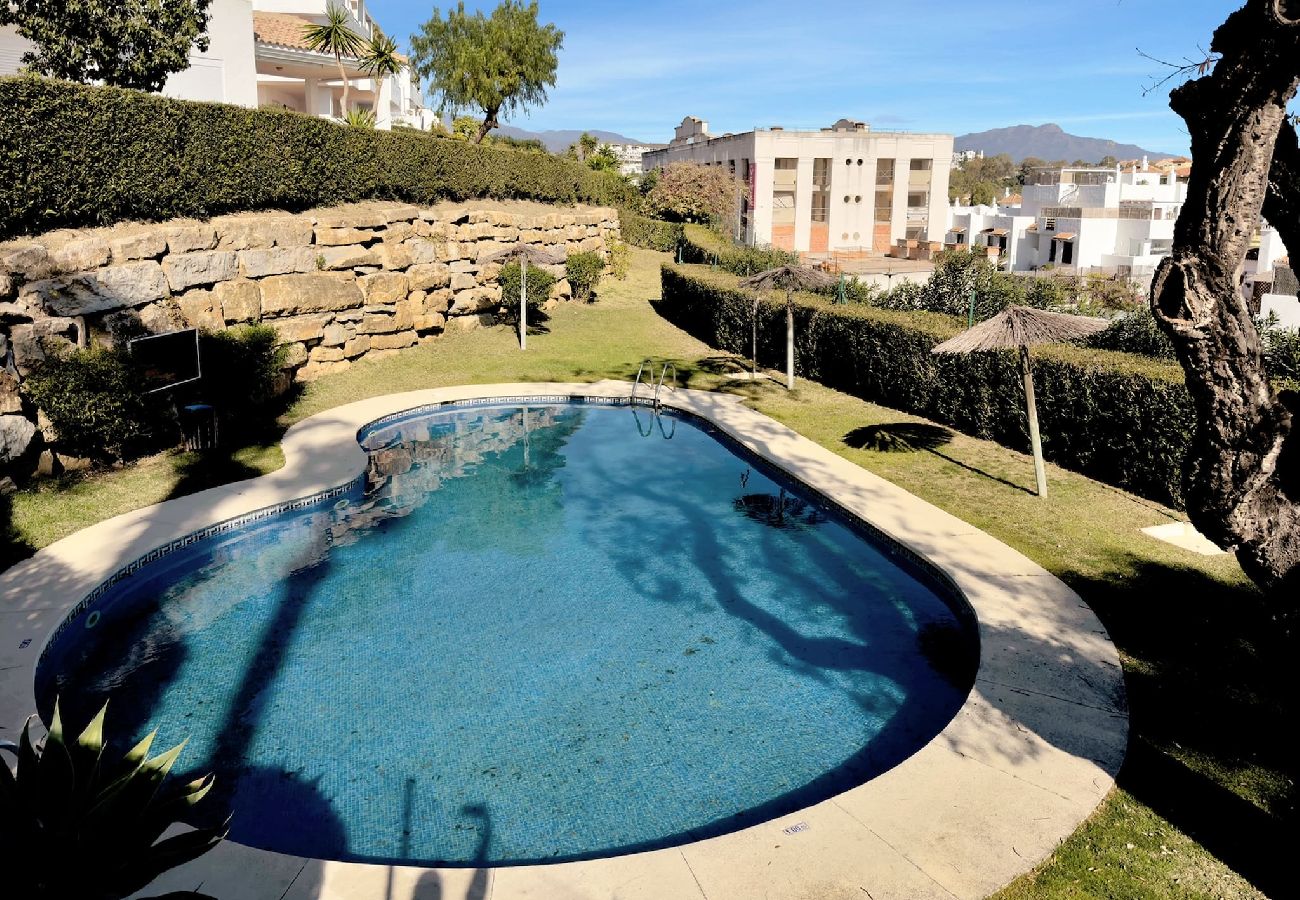 Appartamento a Estepona - VISTAGOLF 25