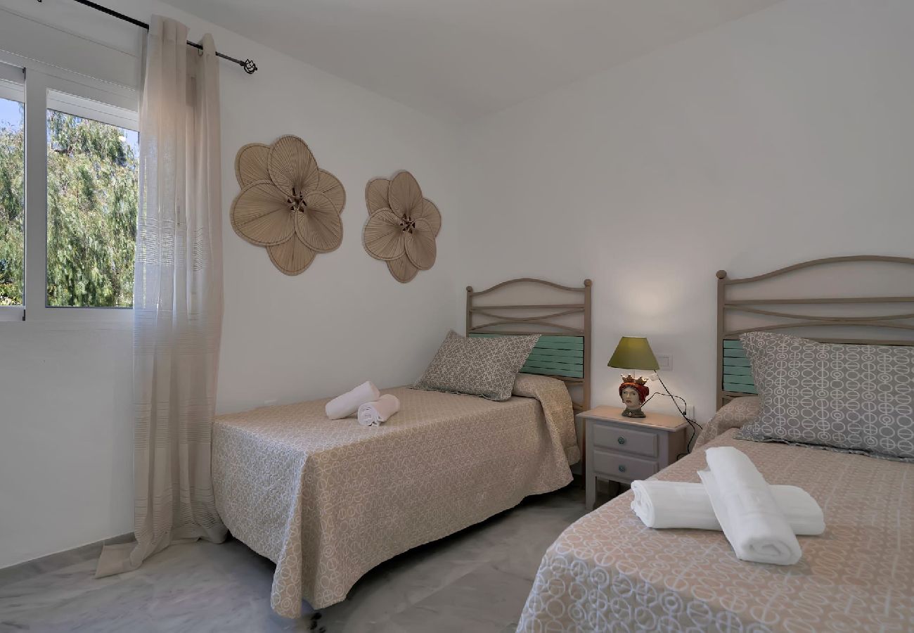 Apartamento em San Pedro de Alcántara - SAN MARINO III 1 E