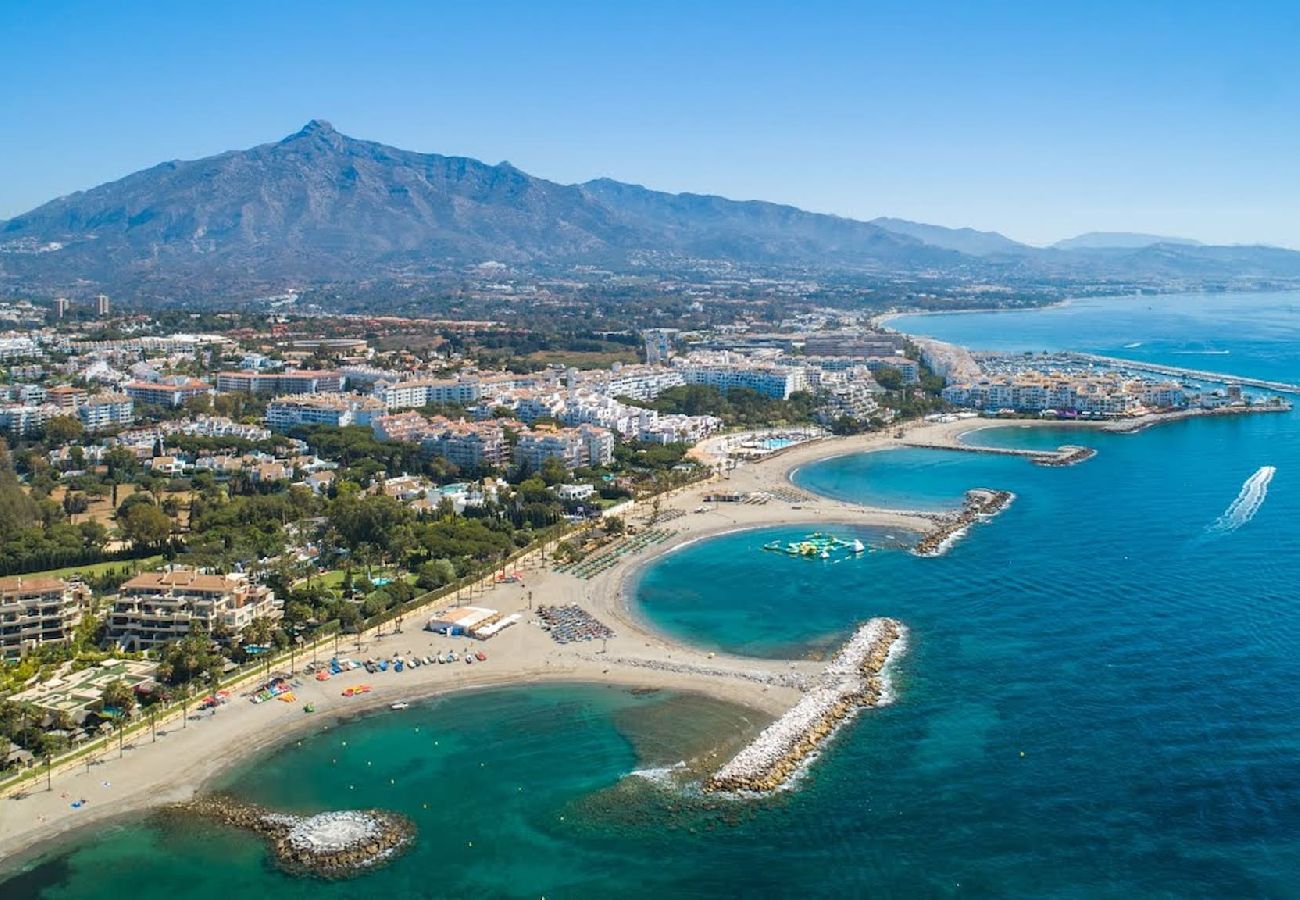 Apartamento em San Pedro de Alcántara - SAN MARINO III 1 E
