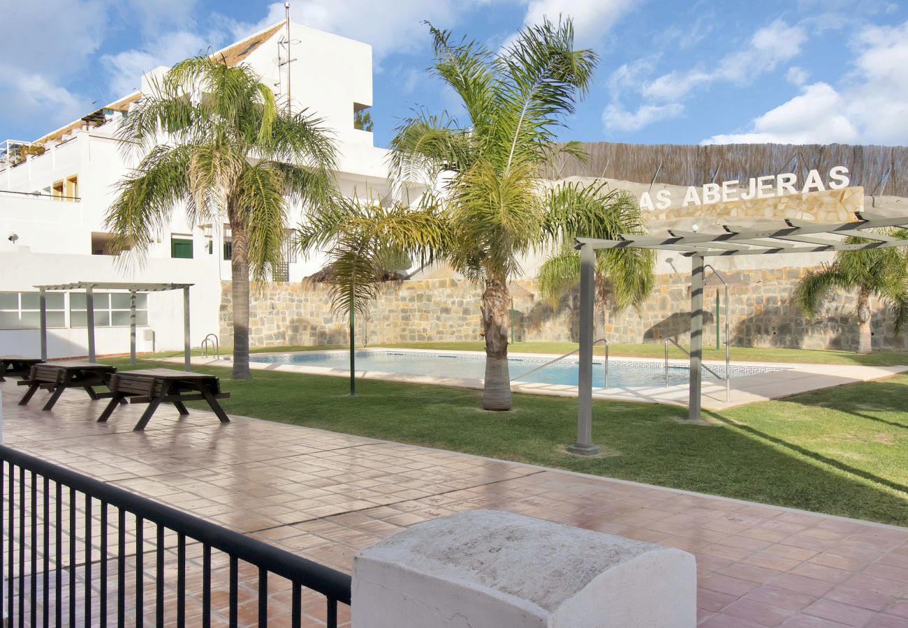 Apartamento em Estepona - LAS ABEJERAS 615
