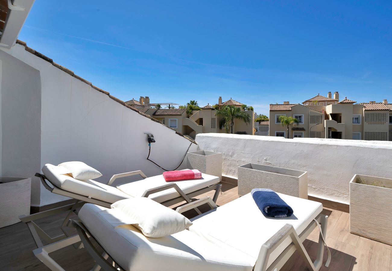Casa geminada em Marbella - MONTEPIEDRAS 23