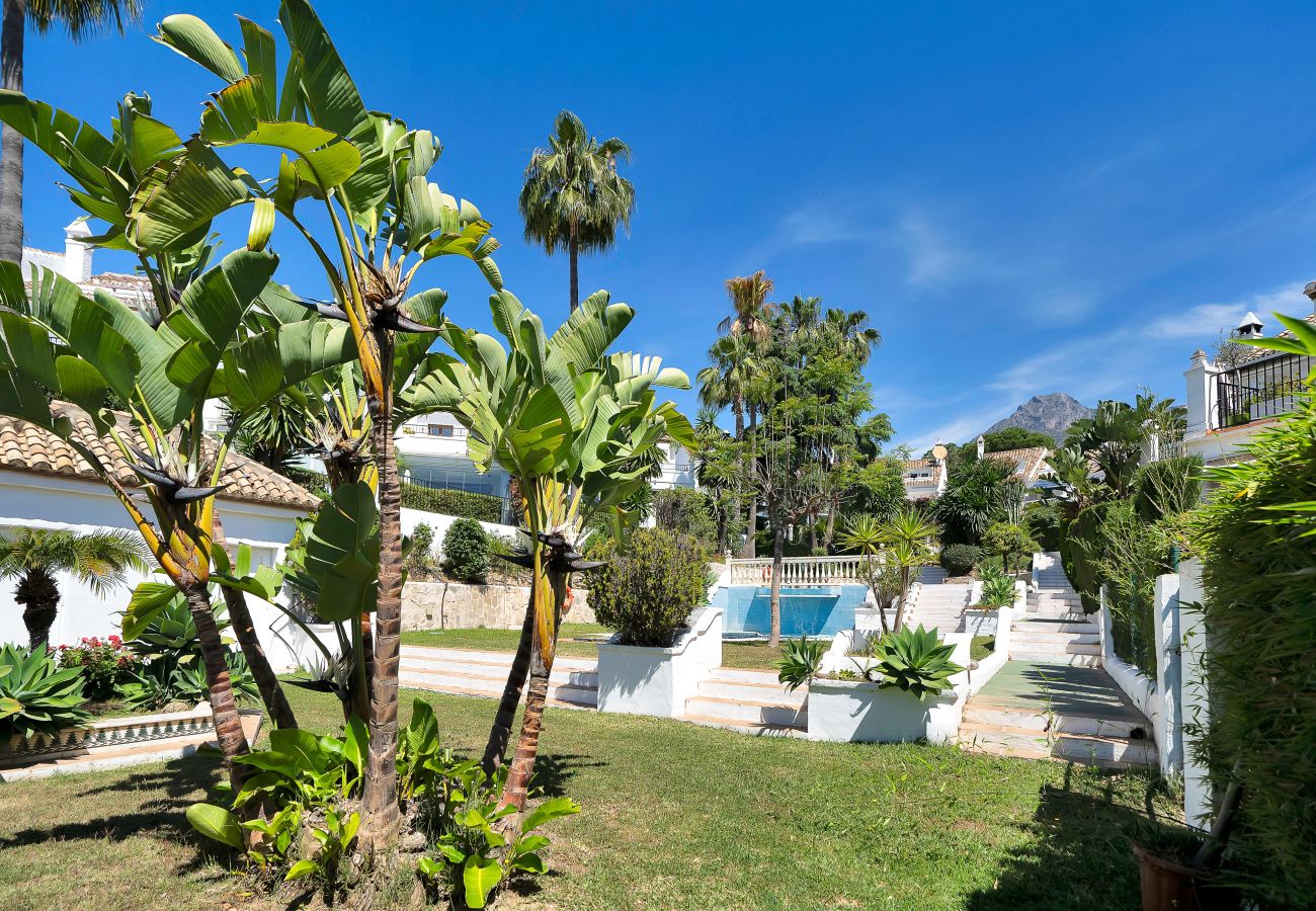 Casa geminada em Marbella - MONTEPIEDRAS 23